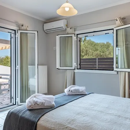 Апартаменты Waterway Luxury Residence-apartment 1